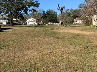 135 Holley St, Biloxi, MS 39530