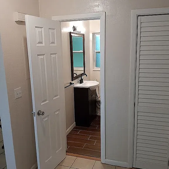 308 Woodlawn Ave #308 — Photo 10