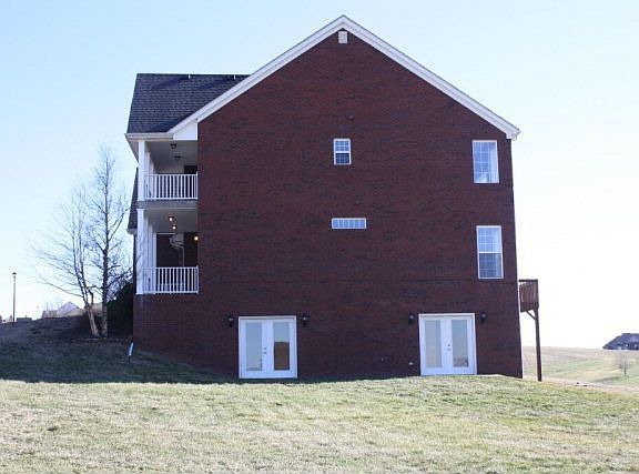 2nd image of 167 Gleneagles Blvd