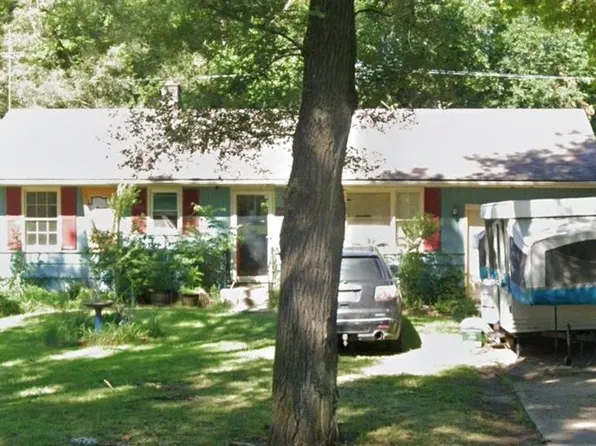 9200 Wornall Rd, Kansas City, MO 64114