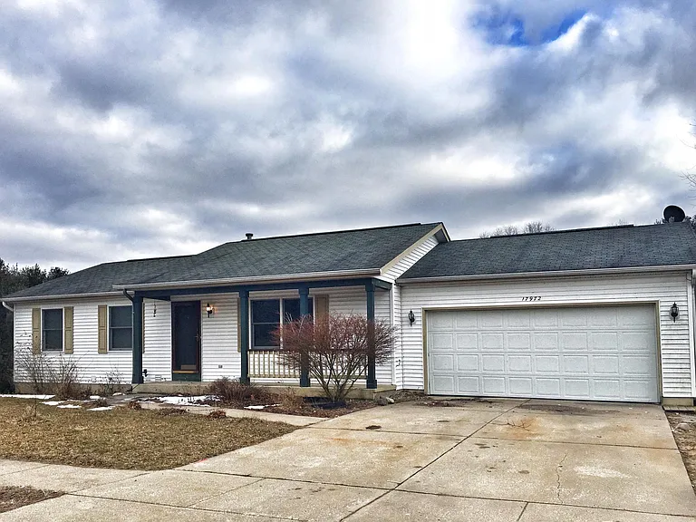 17972 Cherokee Dr — Photo 1