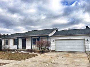 17972 Cherokee Dr, Spring Lake, MI 49456
