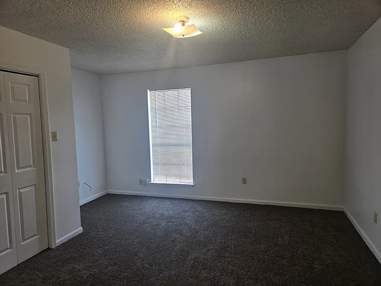 113 Oak Ridge Ave #C — Photo 7
