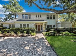10802 Oak Hollow St, Houston, TX 77024
