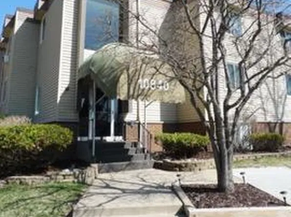 10840 Rockford Rd APT 115, Plymouth, MN 55442