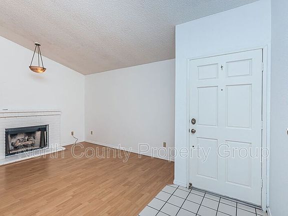 4th image of 14141 Peachtree Ln