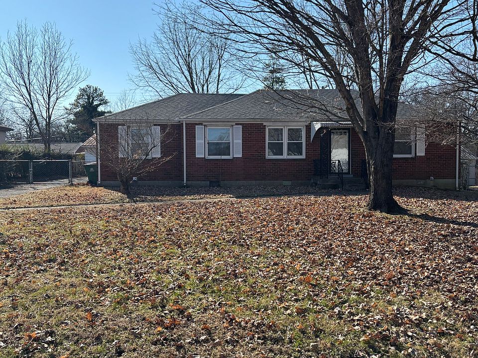 1st image of 216 Amherst Dr