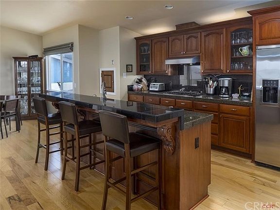 5th image of 2071 Ironwood Ave