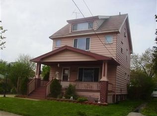 3082 W 111th St, Cleveland, OH