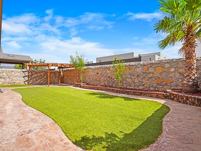 12776 Runway Ave — Photo 30