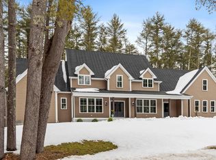 373 E Riding Dr, Carlisle, MA 01741