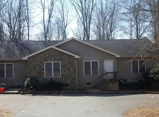 425 E I St, Newton, NC 28658