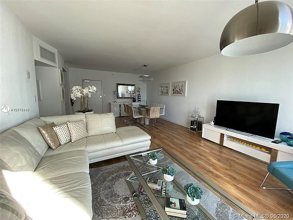 3rd image of 10275 Collins Ave APT 1017
