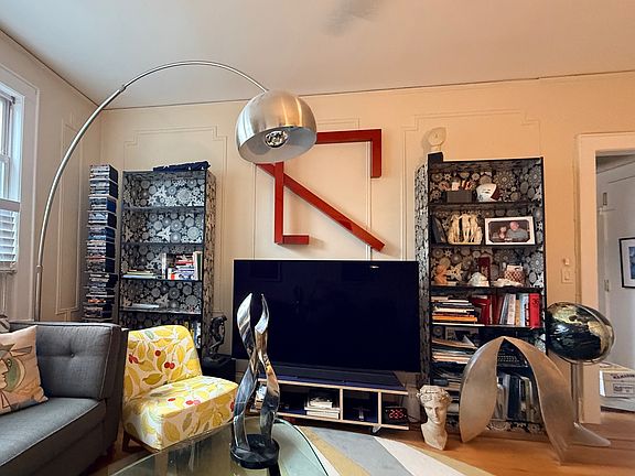 3rd image of 100 Mill St APT 7