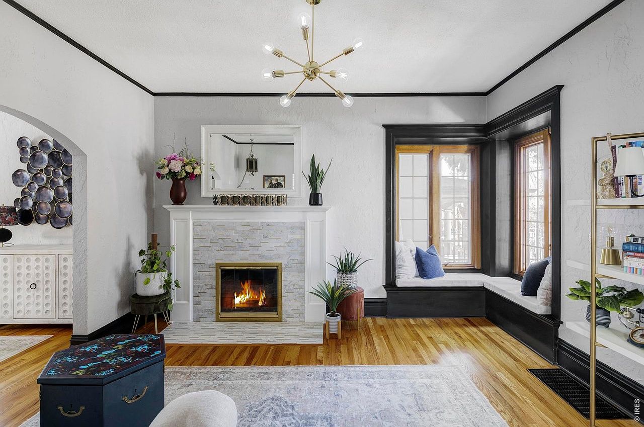 742 N Downing St - Photo 3