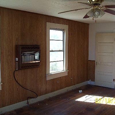 2nd image of 335 Fm 220