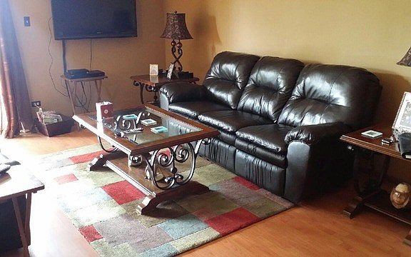 3rd image of 4714 W 106th St APT 3A