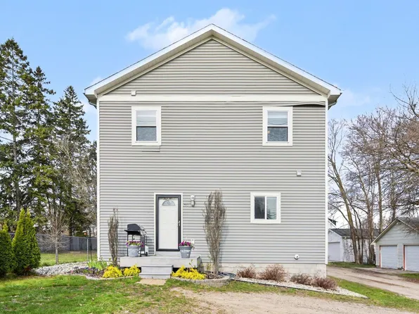 712 Barlow St, Traverse City, MI 49686