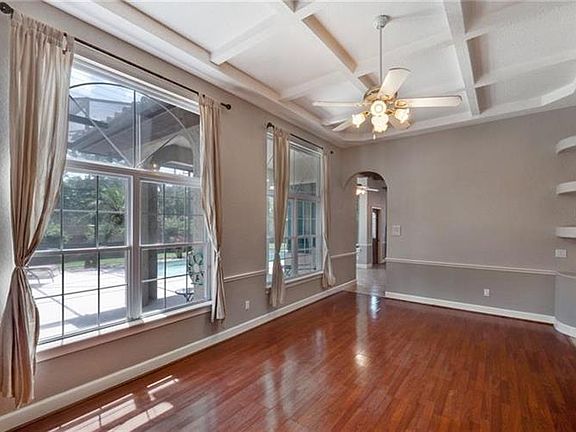 4th image of 9840 Camberley Cir