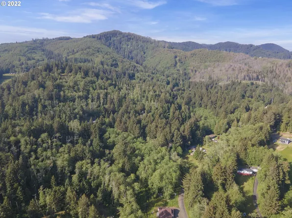 Willowbrook Dr #2900, Tillamook, OR 97141