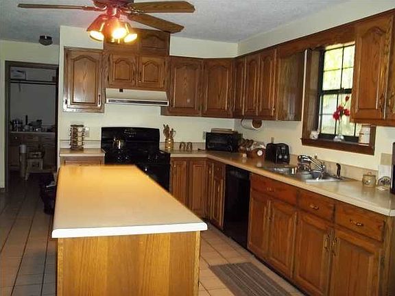 4th image of 1601 Millwoode Ln