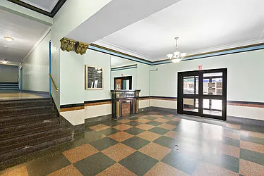 Sold by Thomas Lipovetsky, LREB