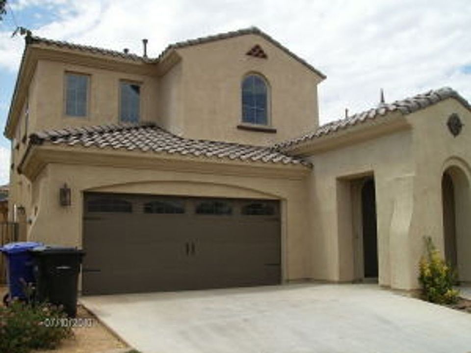 1st image of 3299 E Windsor Dr