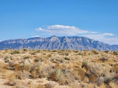 4293 Lomatas Loop NE, Rio Rancho, NM, 87144