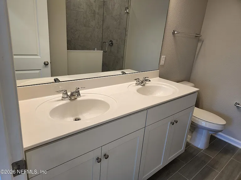 118 Pinebury Lane St — Photo 14