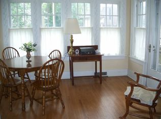 1807 W 4th St, Waterloo, IA 50701