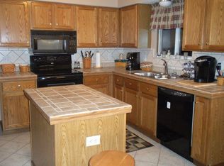 8270 Priestley Dr, Reynoldsburg, OH