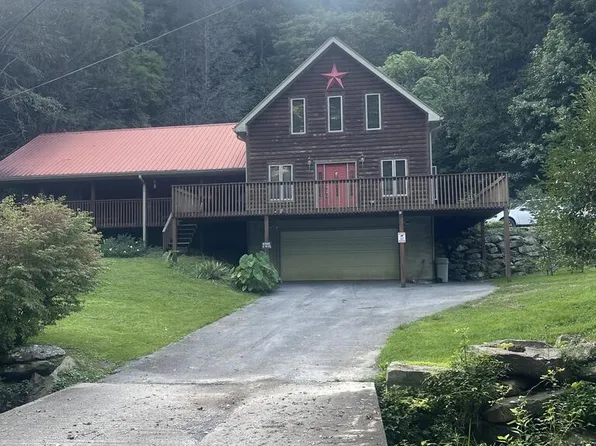 3055 Highway 3408, Blackey, KY 41804
