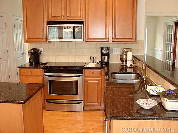 5th image of 3562 Cameron Creek Dr