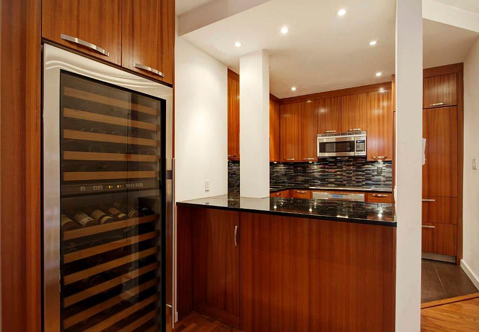 1st image of 160 E 91st St APT 1D