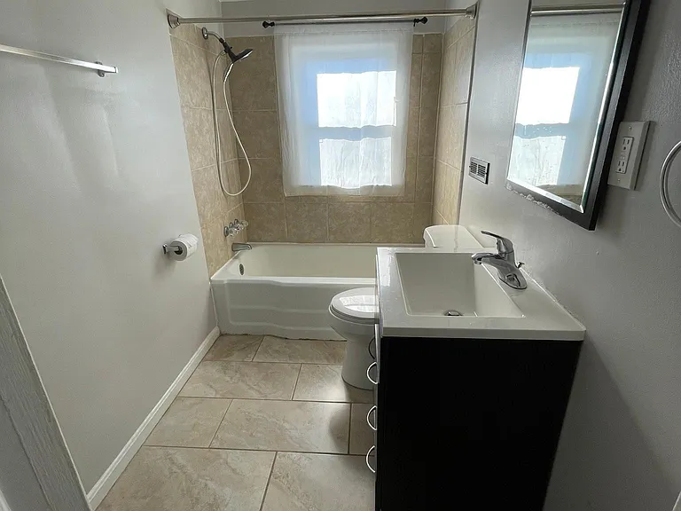 2064-2066 Lewis Dr #2066 — Photo 23