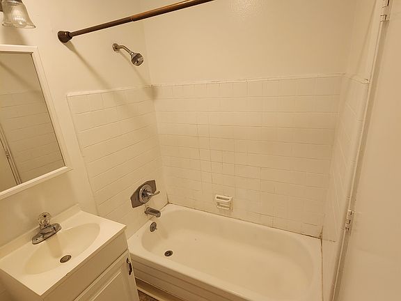 5th image of 701 9th Ave APT 12