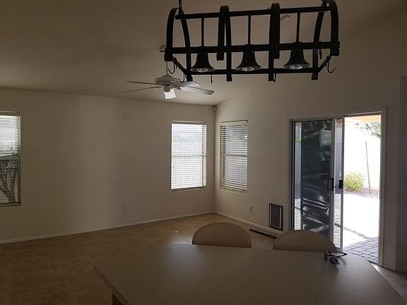 3rd image of 4329 E Campo Bello Dr