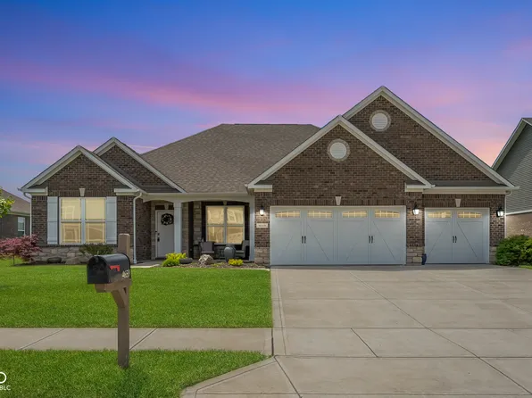 4659 W Otway Ln, New Palestine, IN 46163