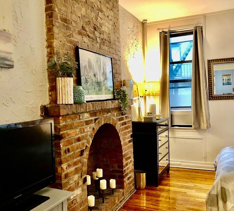 1st image of 144 W 10th St APT 8