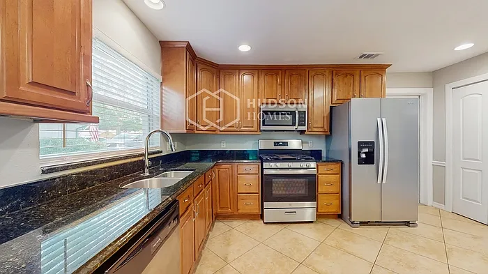7719 Clubhouse Estates Dr — Photo 11