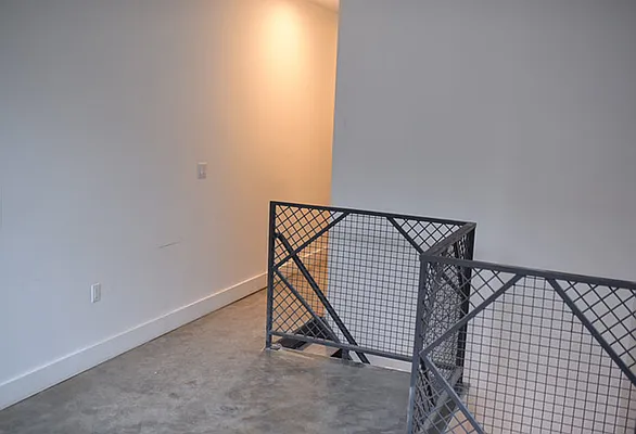 Rented by Nooklyn NYC LLC | media 44