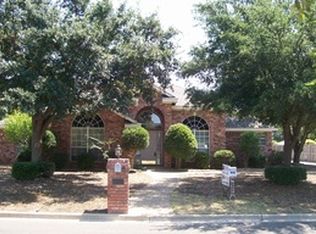 908 Steamboat Cir, Hewitt, TX 76643