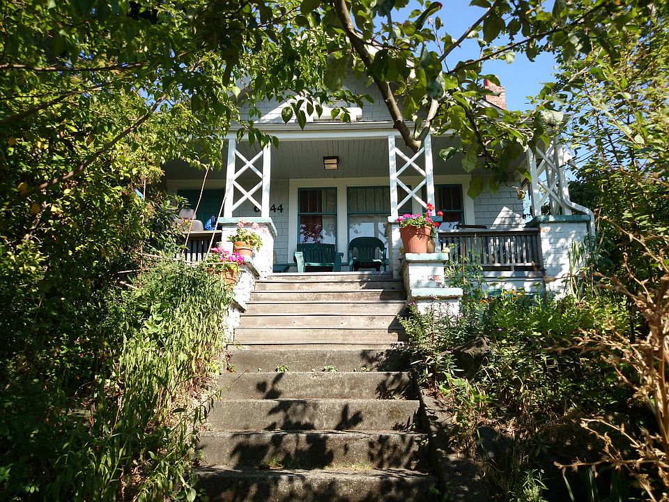 2nd image of 6244 27th Ave NE