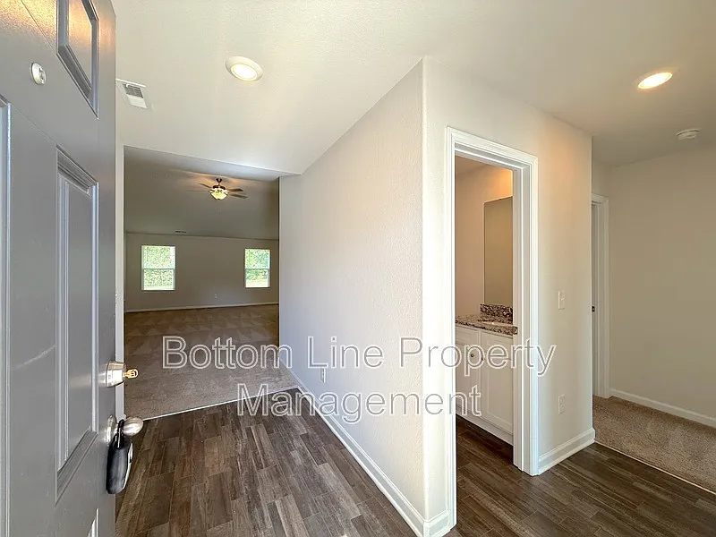 Meredith Woods — Photo 3