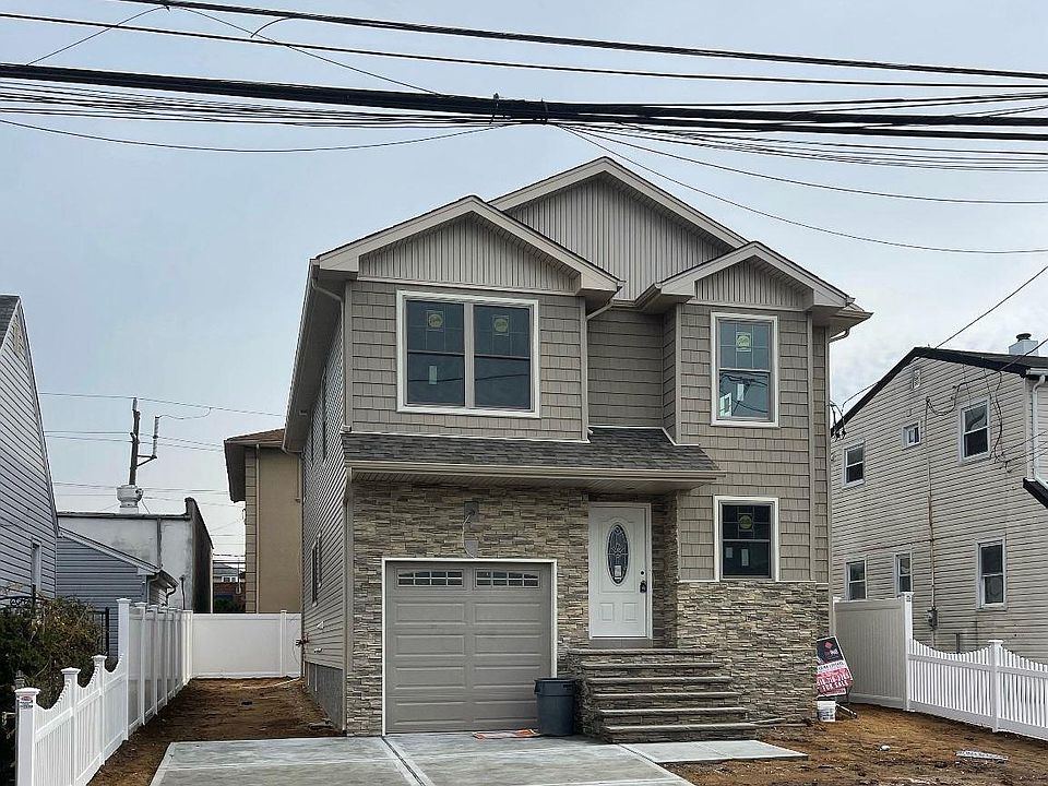 1st image of 167 Oakley Avenue