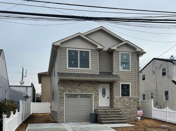 167 Oakley Avenue, Elmont, NY 11003