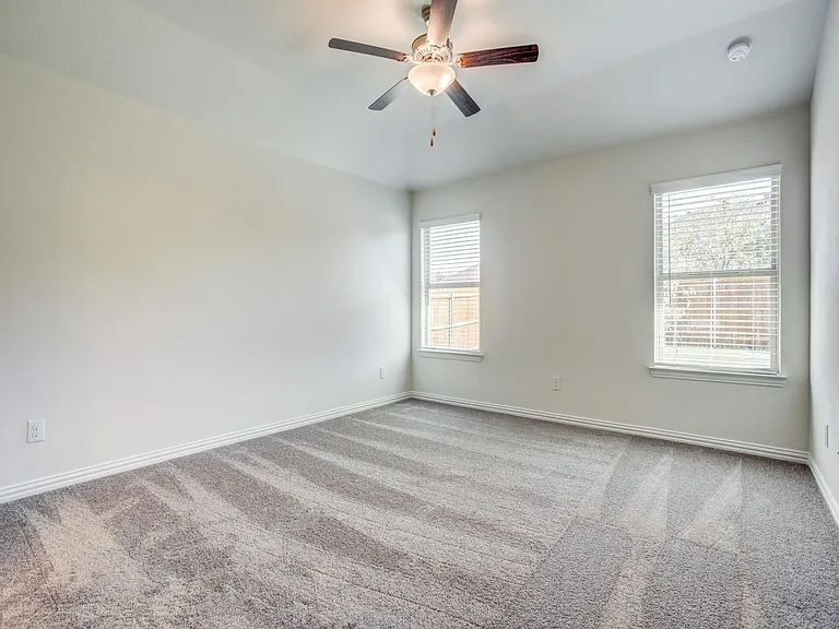 213 Cedar Canyon Dr — Photo 7