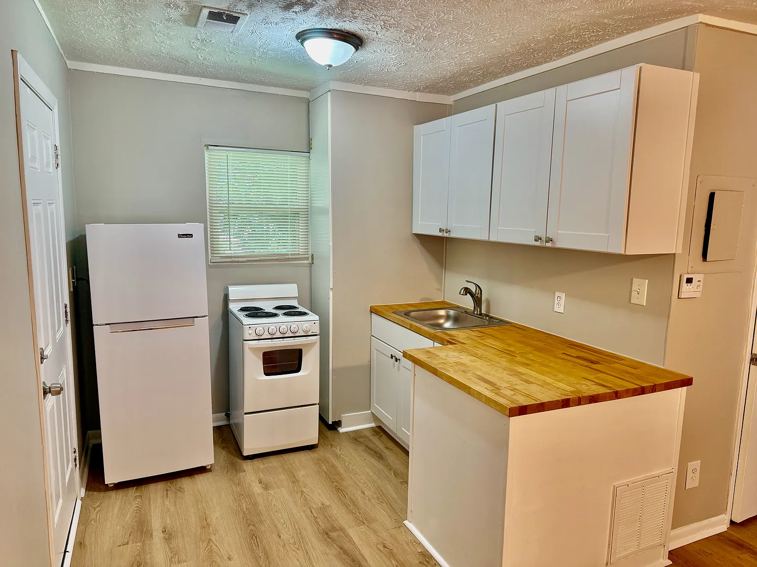 2 bed, 800 sqft, $1,250 — Photo 4
