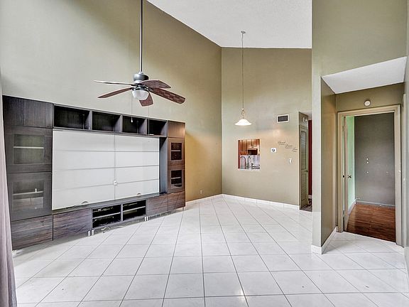 5th image of 10775 NW 29th Manor #1