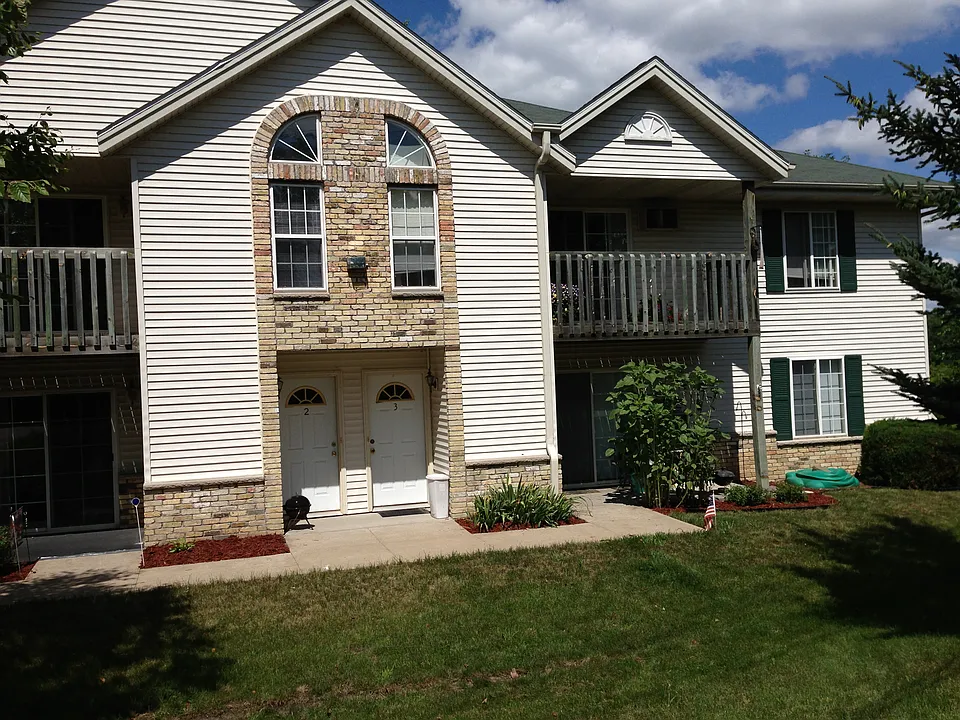 203 E Lake Park Pl #5
